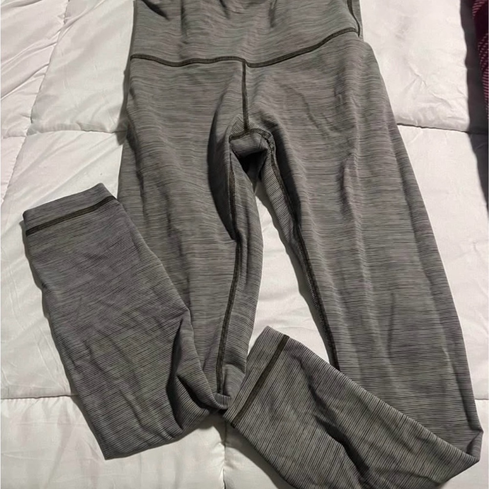 Lululemon Athletica Heathered Gray Leggings